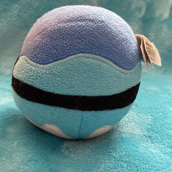 💕 Preloved Set Of 3 Pokémon Balls 🔴⚪️🔵 - Picture 11 of 16